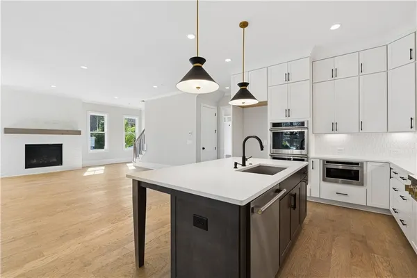 $1,175,000 | 3794 Wynn Walk, Brookhaven, GA 30341