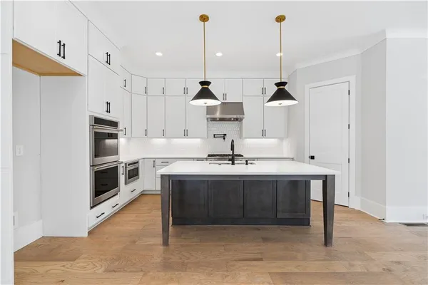 $1,175,000 | 3794 Wynn Walk, Brookhaven, GA 30341