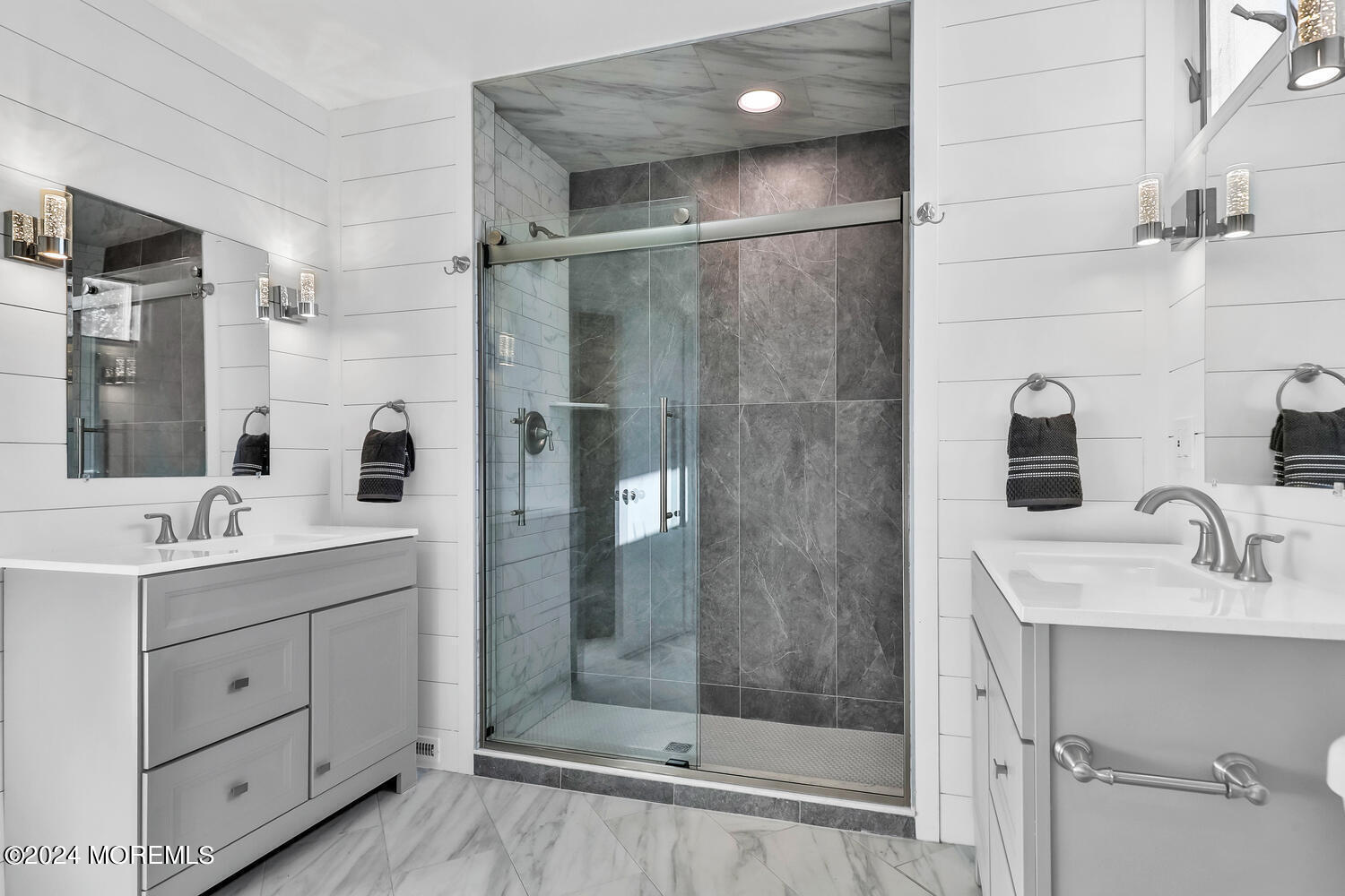 129 Lanyard Road Manahawkin, NJ 08050 - Photo 15 of 33 129 Lanyard Rd Stafford-large-010-032-1F