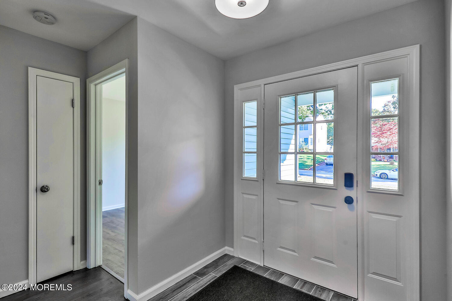 129 Lanyard Road Manahawkin, NJ 08050 - Photo 3 of 33 129 Lanyard Rd Stafford-large-032-036-1F