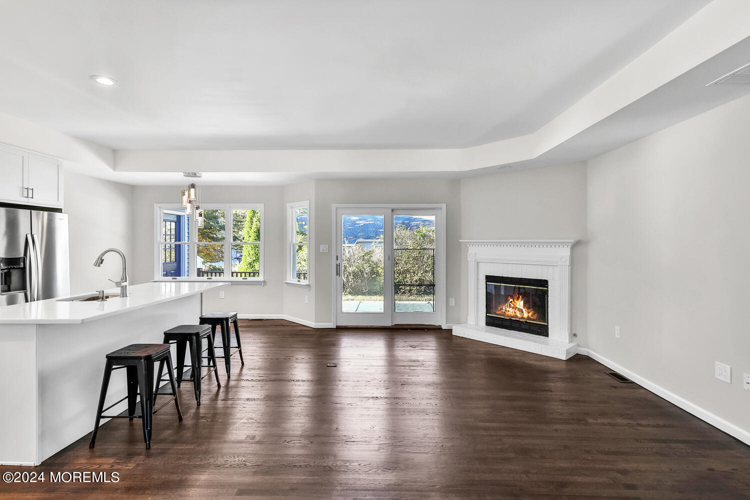 129 Lanyard Road Manahawkin, NJ 08050 - Photo 9 of 33 129 Lanyard Rd Stafford-large-006-033-1F