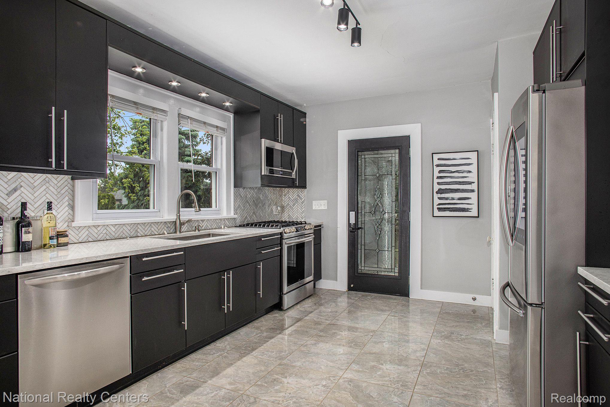 42101 Mound Road Sterling Heights, MI 48314 - Photo 7 of 25 Gallery Image 7