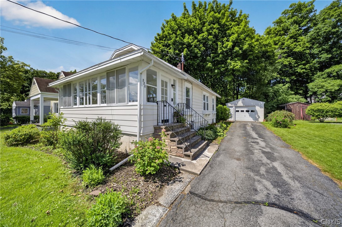 220 Windemere Road Geddes, NY 13219 - Photo 37 of 40
