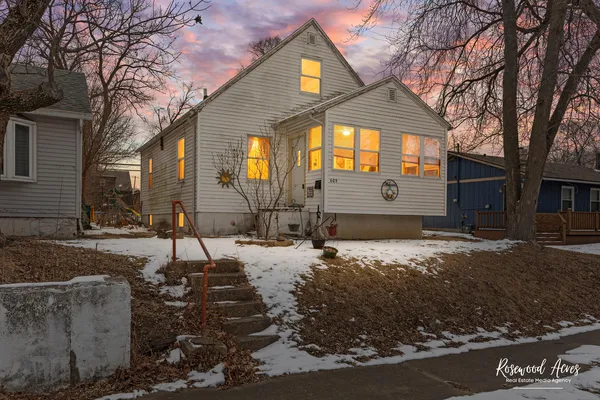 $89,975 | 609 South Monroe Street, Streator, IL 61364