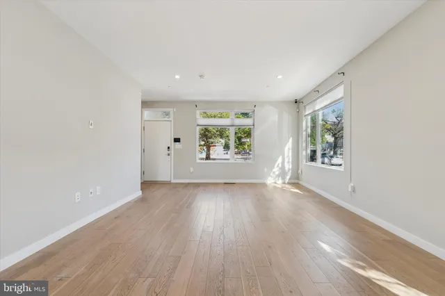 $689,500 | 120 West Oxford Street, Philadelphia, PA 19122