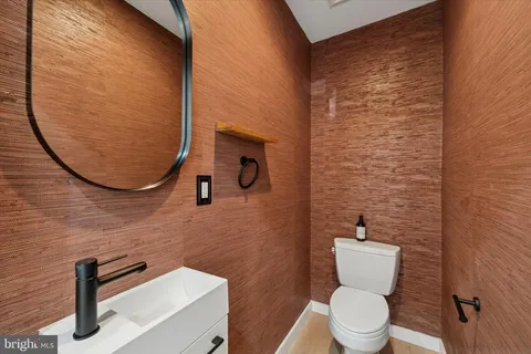 $684,900 | 120 West Oxford Street, Philadelphia, PA 19122