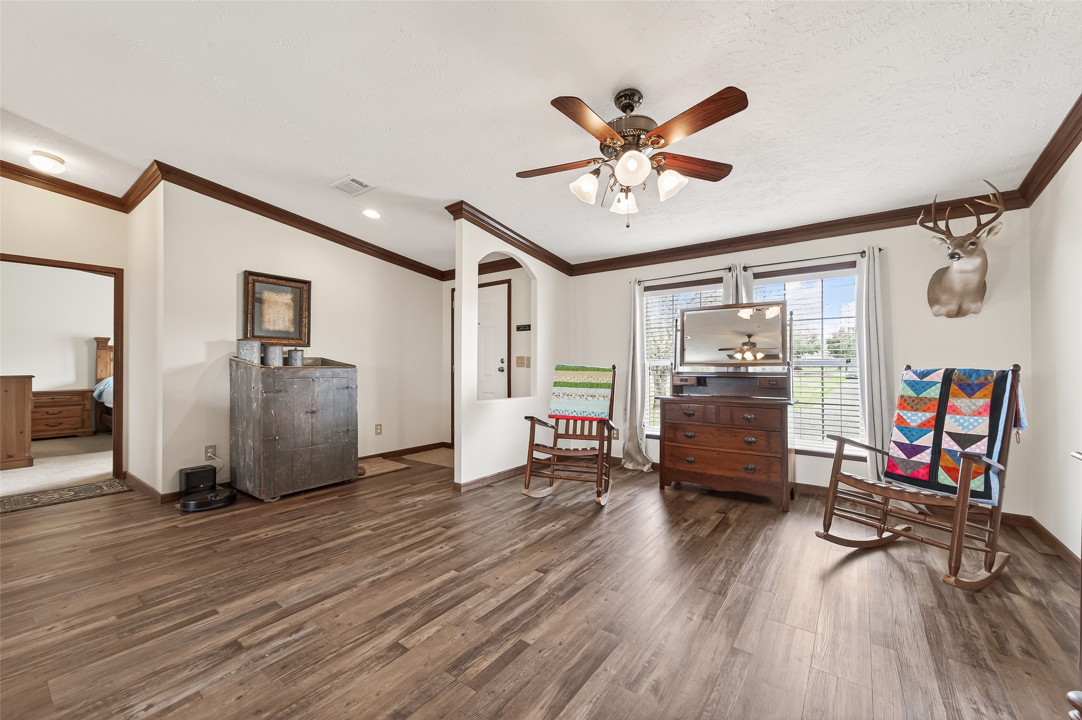 9820 Oberrender Road Needville, TX 77461 - Photo 8 of 30 a living room with furniture and wooden floor