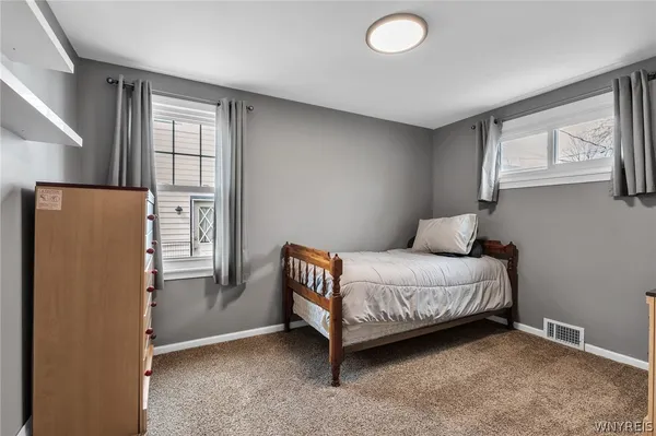 $264,900 | 241 Briarhurst Drive, Tonawanda, NY 14150