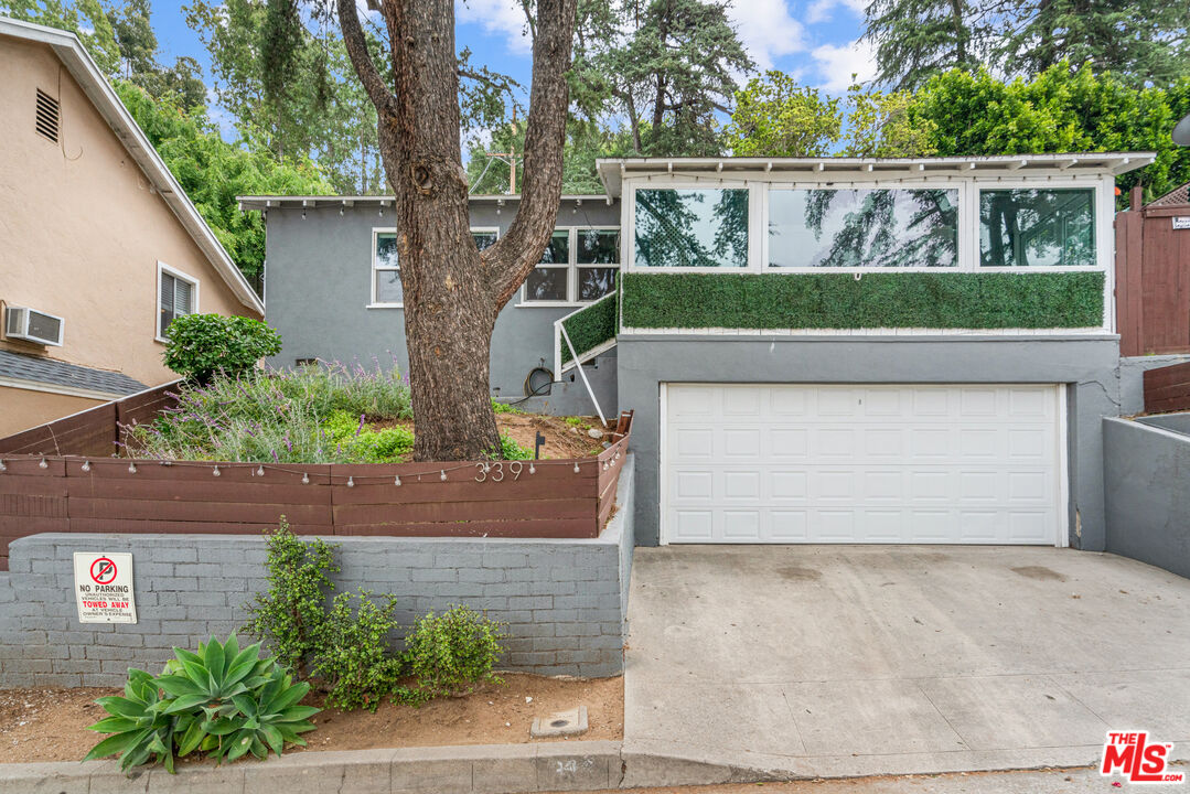 339 Mission Road, Unit A & B Glendale, CA 91205 - Photo 1 of 64