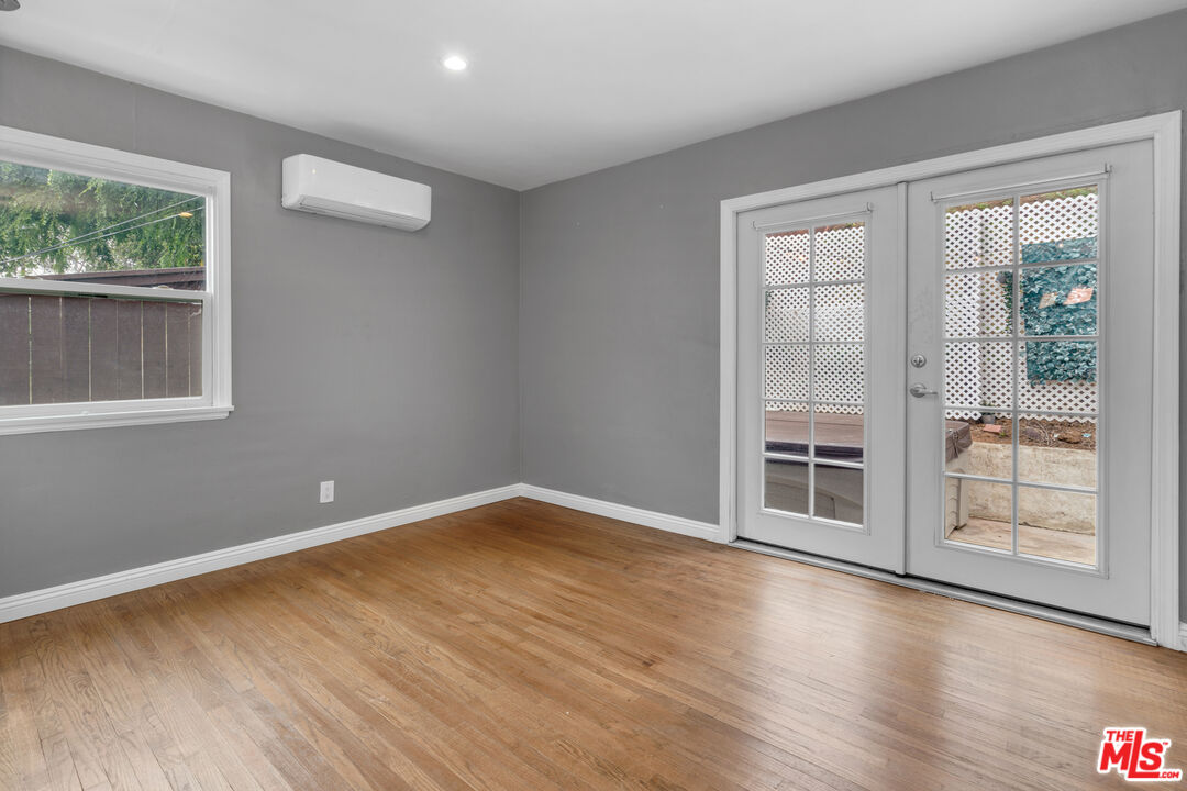339 Mission Road, Unit A & B Glendale, CA 91205 - Photo 21 of 64