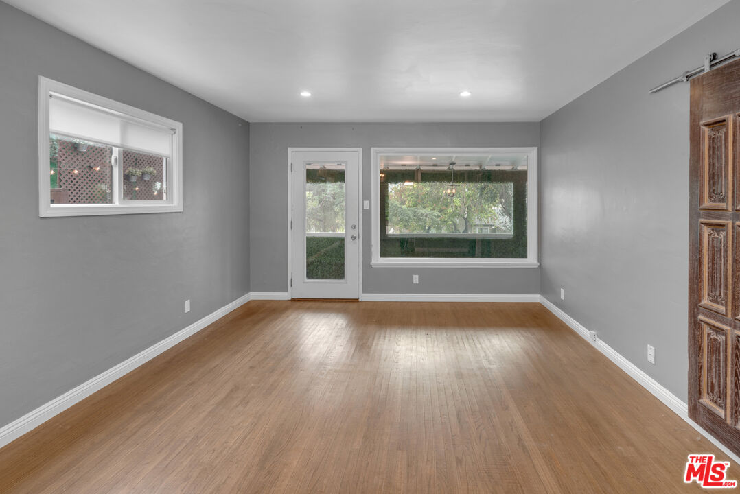 339 Mission Road, Unit A & B Glendale, CA 91205 - Photo 27 of 64