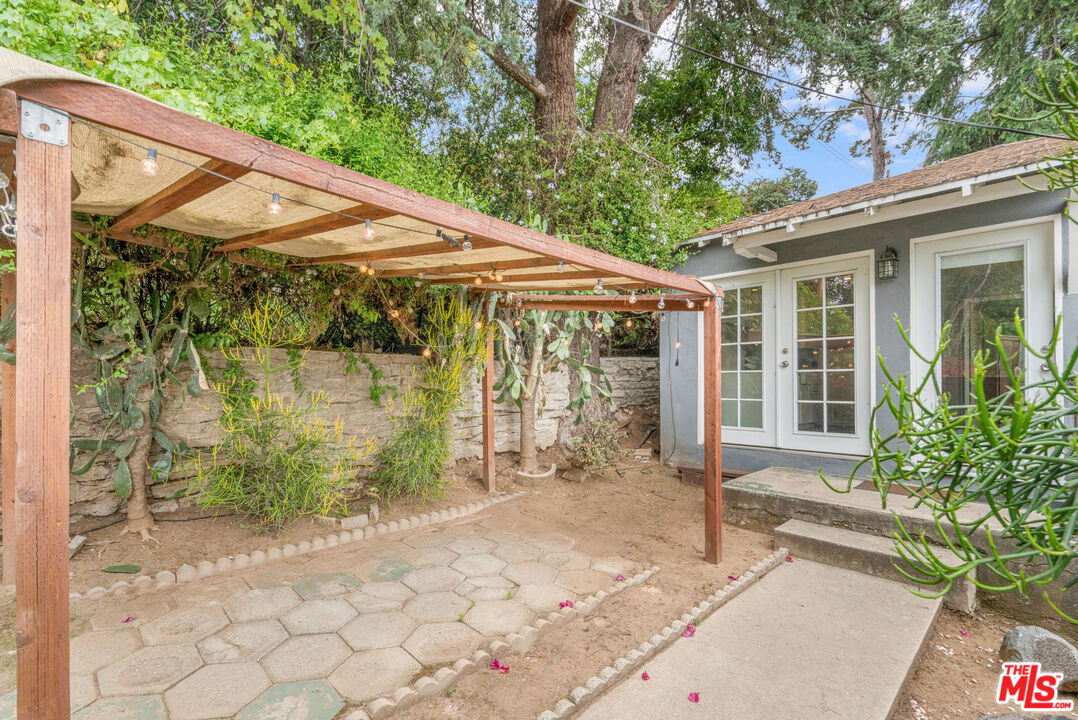 339 Mission Road, Unit A & B Glendale, CA 91205 - Photo 36 of 64