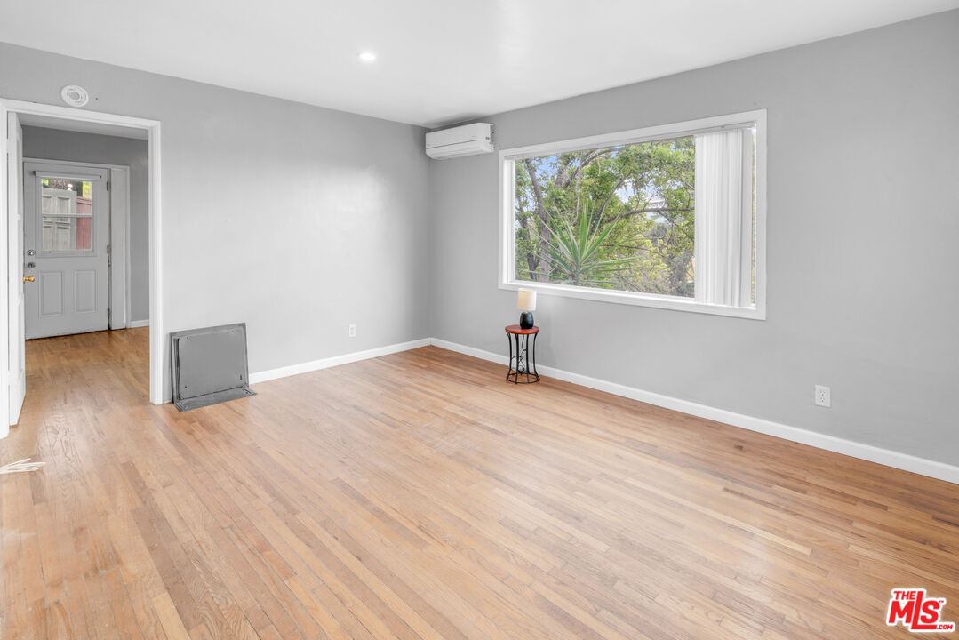 339 Mission Road, Unit A & B Glendale, CA 91205 - Photo 45 of 64
