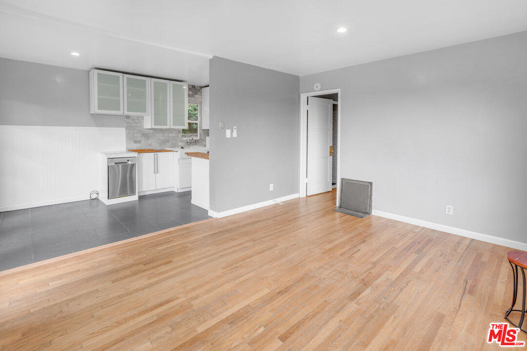 339 Mission Road, Unit A & B Glendale, CA 91205 - Photo 47 of 64