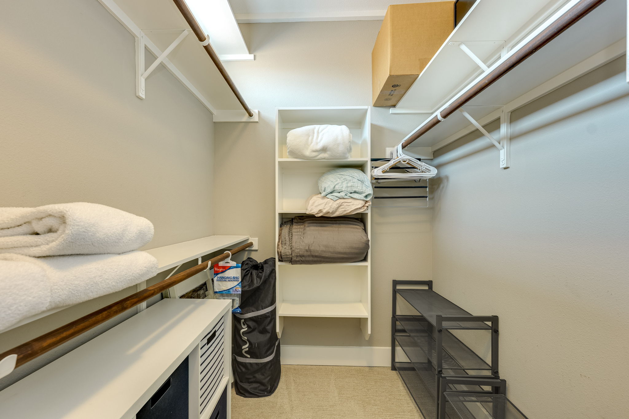 2514 East 4th Street, Unit A Austin, TX 78702 - Photo 27 of 33 Primary Closet