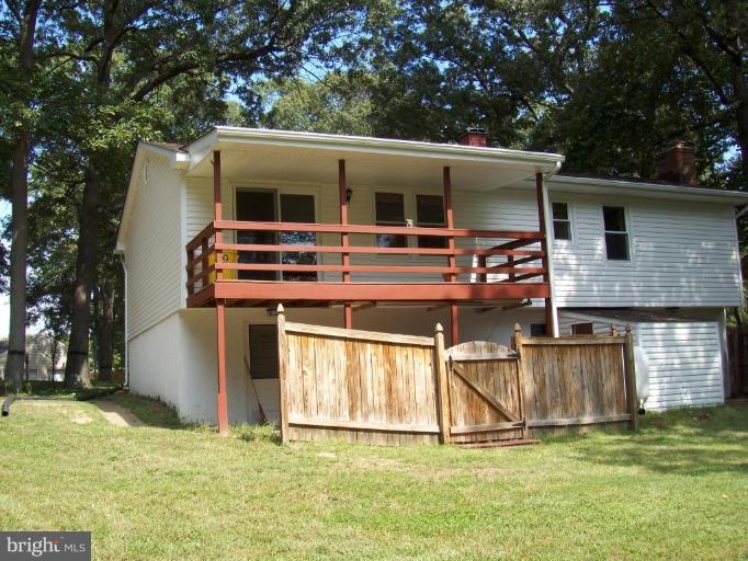 113 Circle Road Pasadena, MD 21122 - Photo 2 of 7 ROOMFOR GARAGE