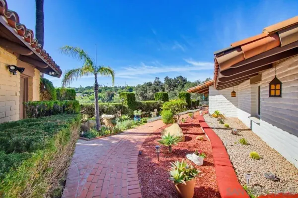 $1,199,000 | 2835 Verda Avenue, Escondido, CA 92025