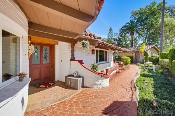$1,199,000 | 2835 Verda Avenue, Escondido, CA 92025