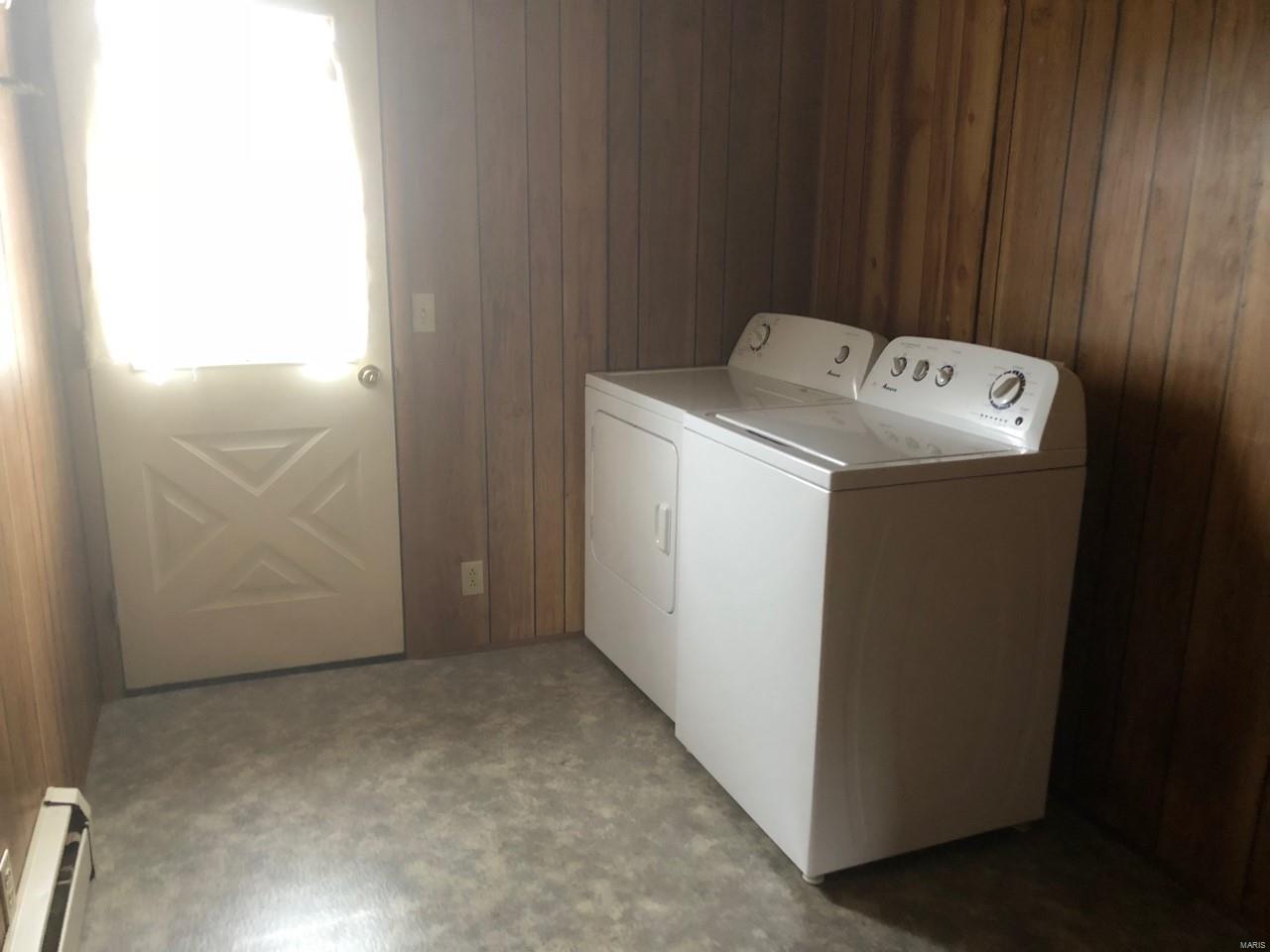 216 West Wilson Street Fillmore, IL 62032 - Photo 13 of 16 Gallery Image 13