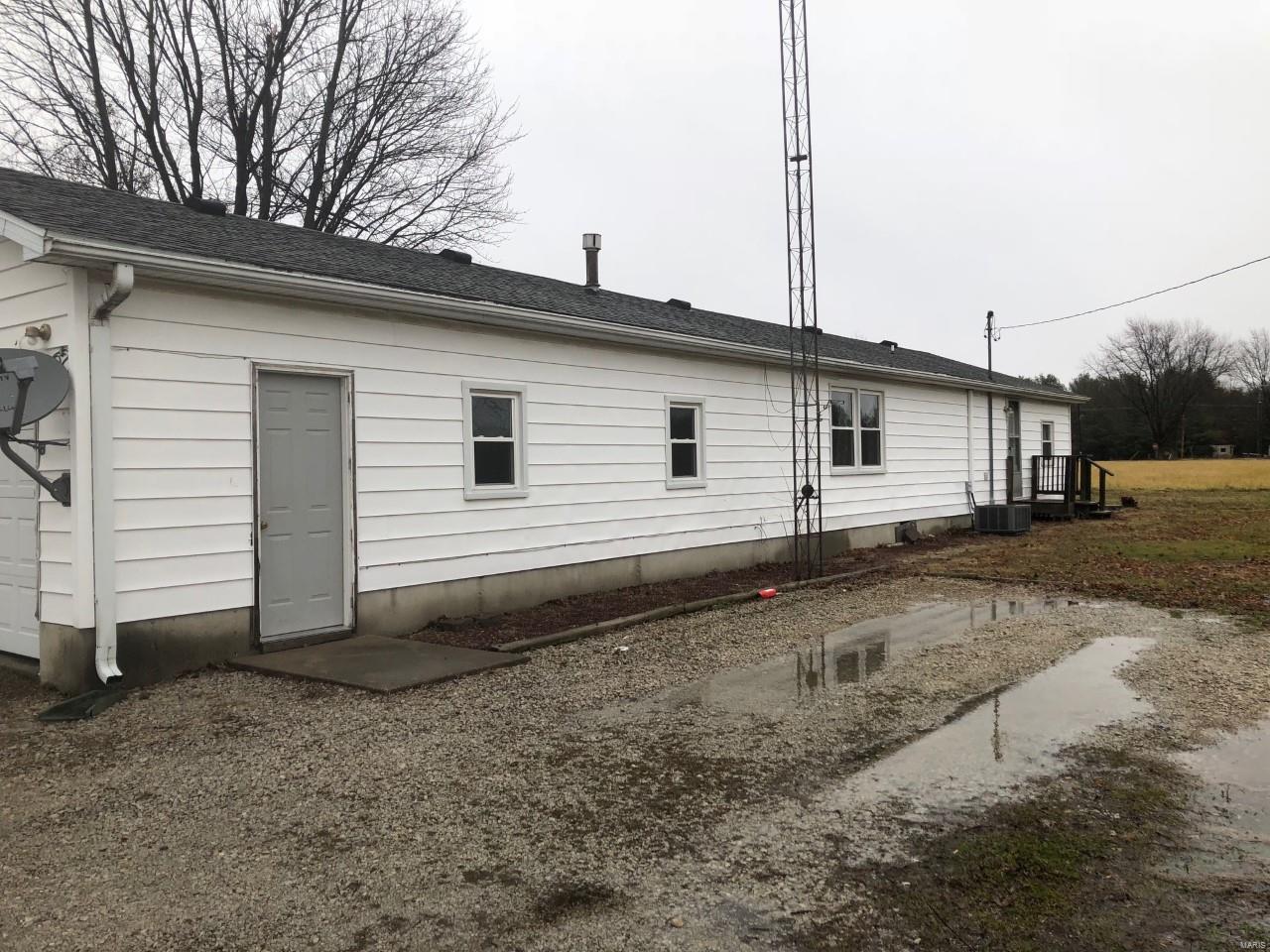 216 West Wilson Street Fillmore, IL 62032 - Photo 14 of 16 Gallery Image 14