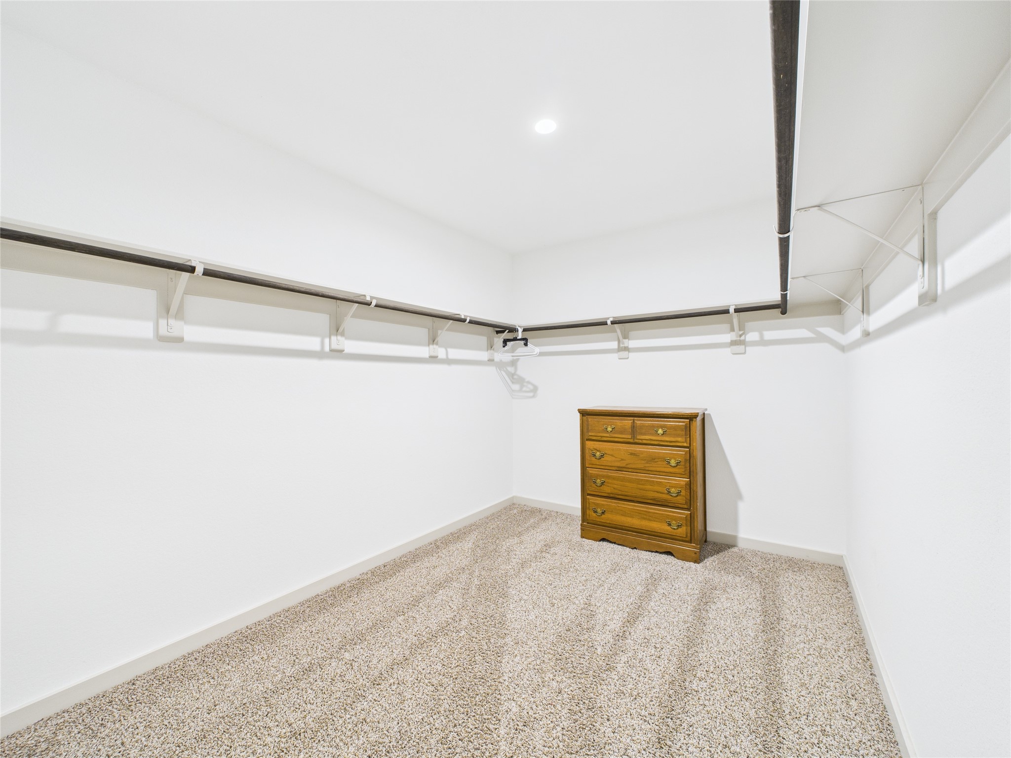 1127 Curly Angora Court Rosharon, TX 77583 - Photo 14 of 26 Primary Closet