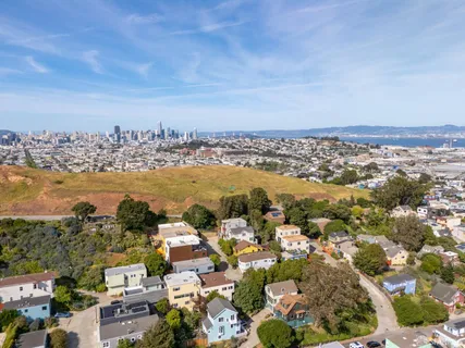 $1,395,000 | 97 Banks Street, San Francisco, CA 94110