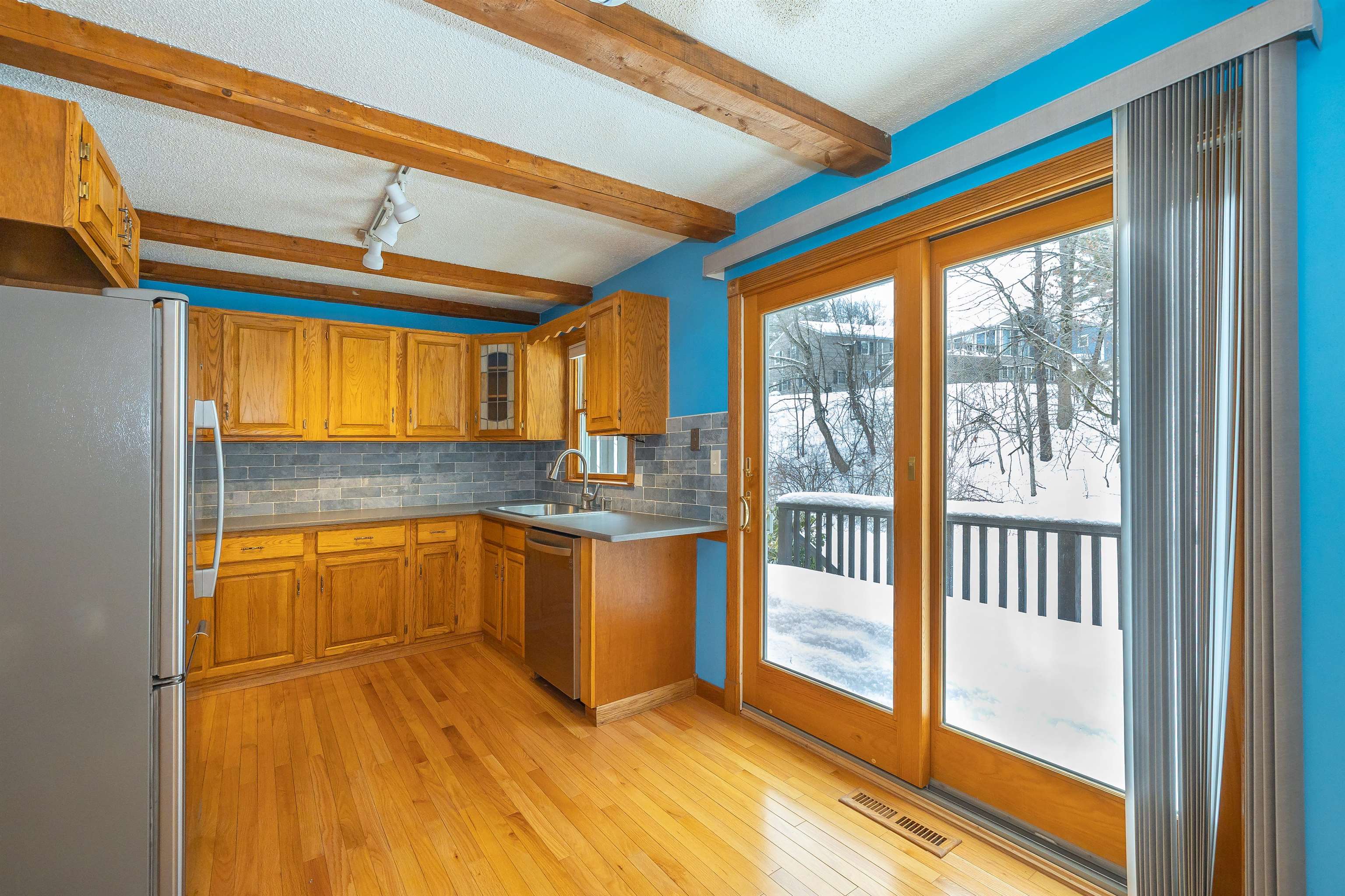 4 B Pine Isle Drive, Unit B Derry, NH 03038 - Photo 12 of 40