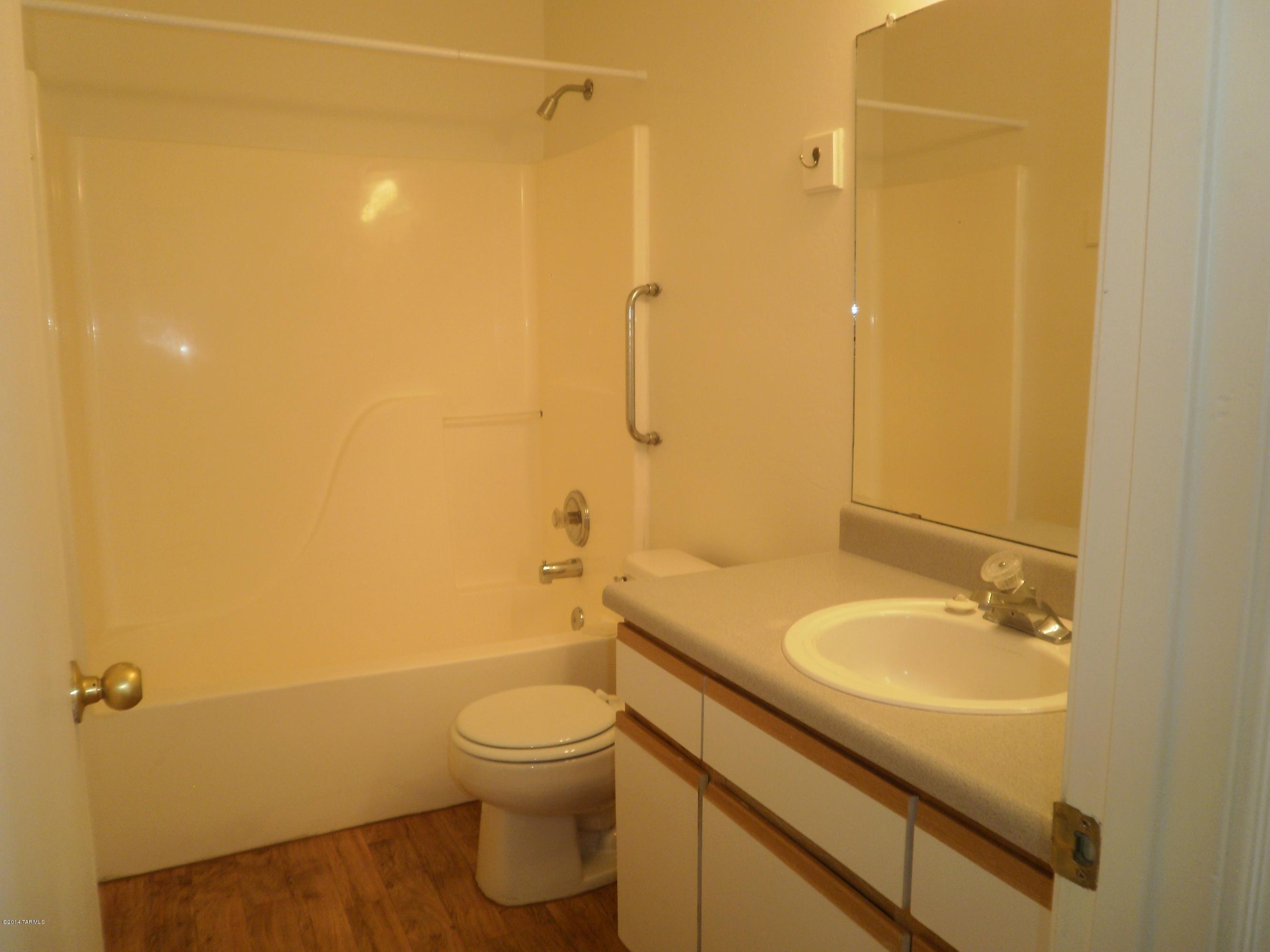 537 West Mossman Road Tucson, AZ 85706 - Photo 3 of 6