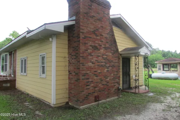 $185,000 | 291 Community Road, Warsaw, NC 28398