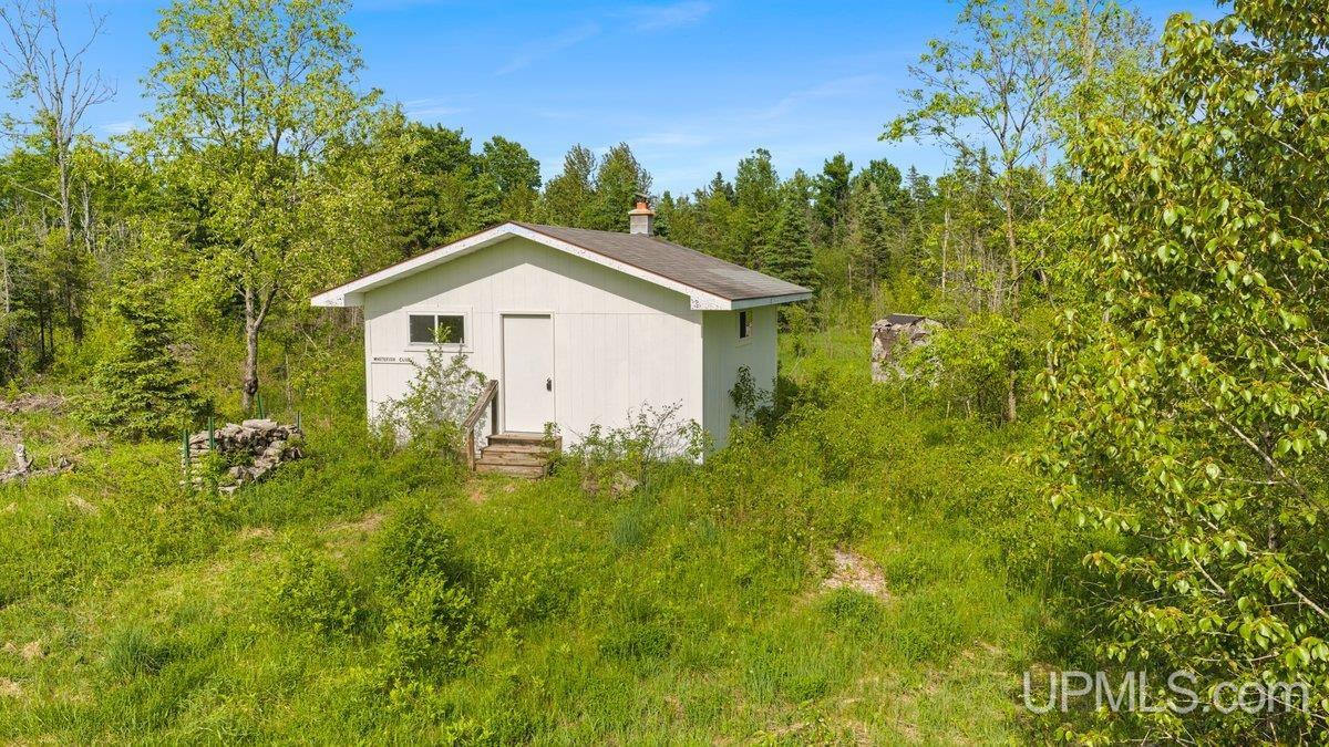 8789 38 Road Rapid River, MI 49878 - Photo 2 of 23