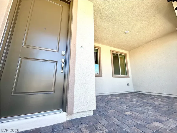 $2,895 | 12504 Kings Crk Place, Las Vegas, NV 89138