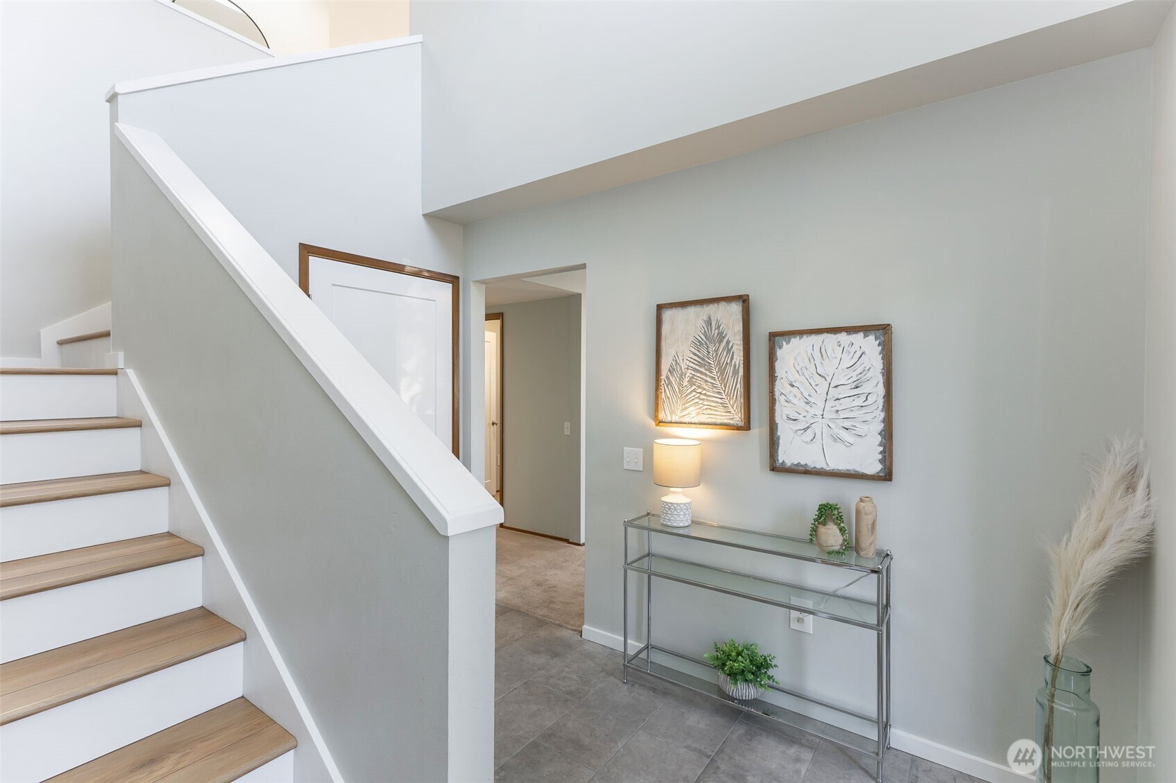 630 Giltner Lane Edmonds, WA 98020 - Photo 3 of 34 Gallery Image 3