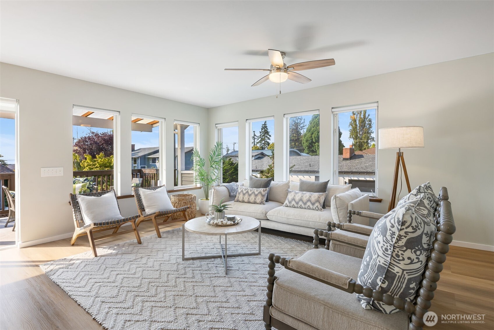 630 Giltner Lane Edmonds, WA 98020 - Photo 5 of 34 Gallery Image 5