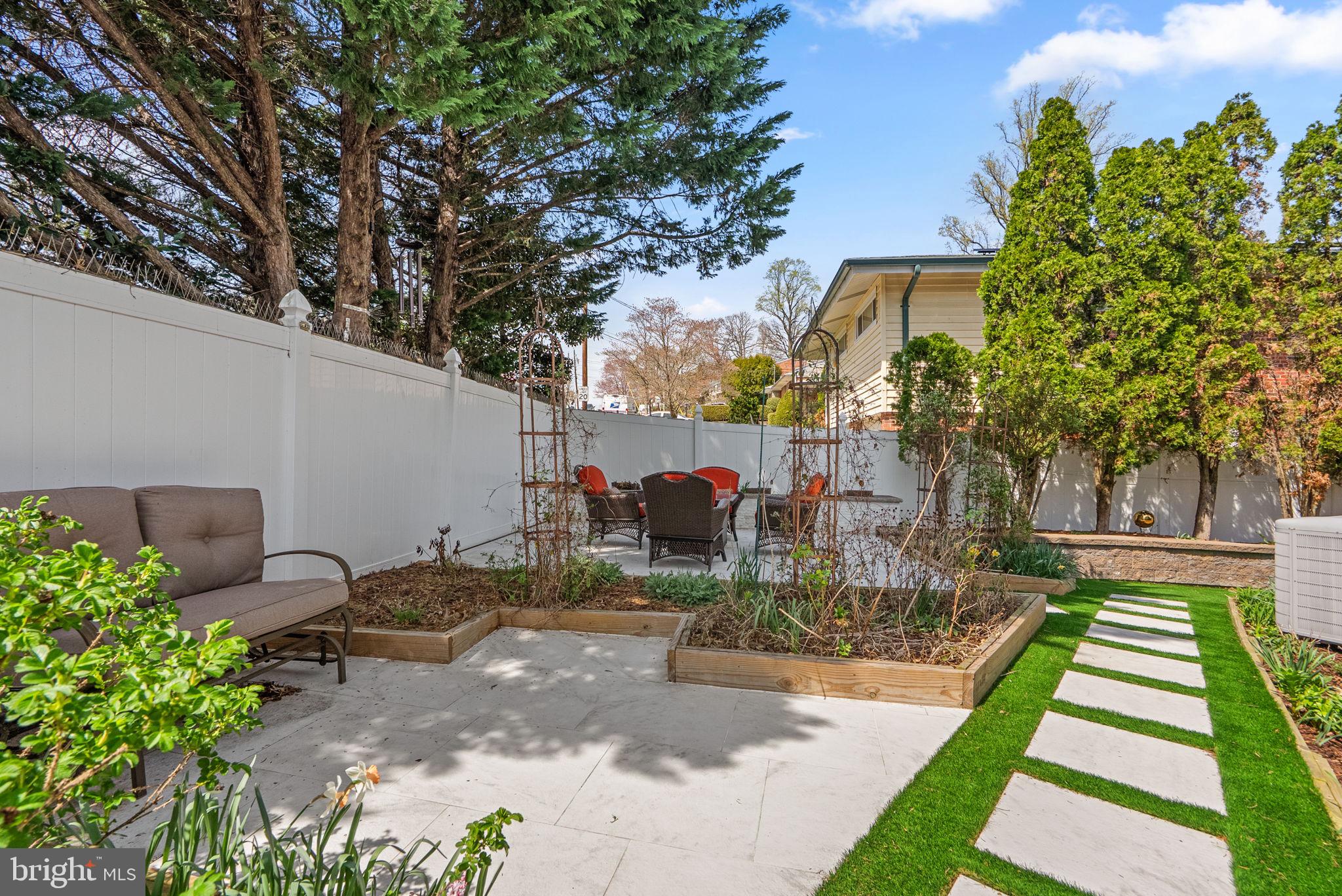 1700 Verbena Street Northwest Washington, DC 20012 - Photo 53 of 60