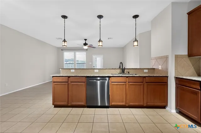 $355,900 | 9000 Dunblane Drive, Killeen, TX 76542