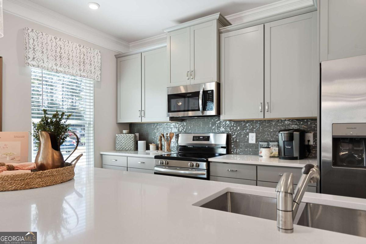 101 Park Bench Way Byron, GA 31008 - Photo 13 of 37