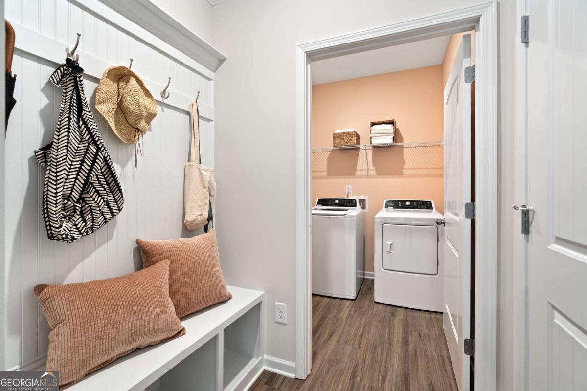 101 Park Bench Way Byron, GA 31008 - Photo 9 of 37