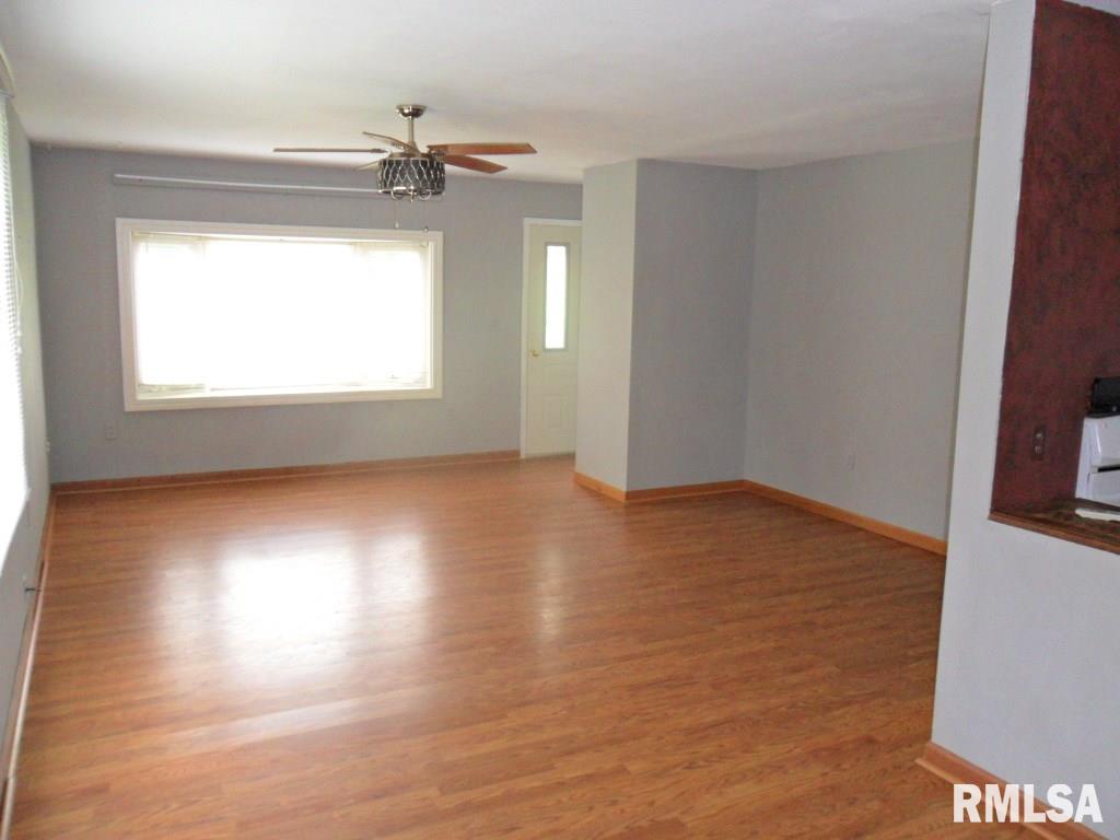 101 Logan Road Marquette Heights, IL 61554 - Photo 3 of 20 Gallery Image 3
