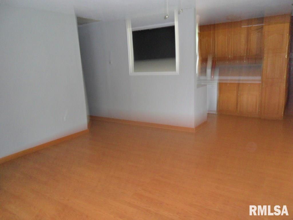 101 Logan Road Marquette Heights, IL 61554 - Photo 5 of 20 Gallery Image 5