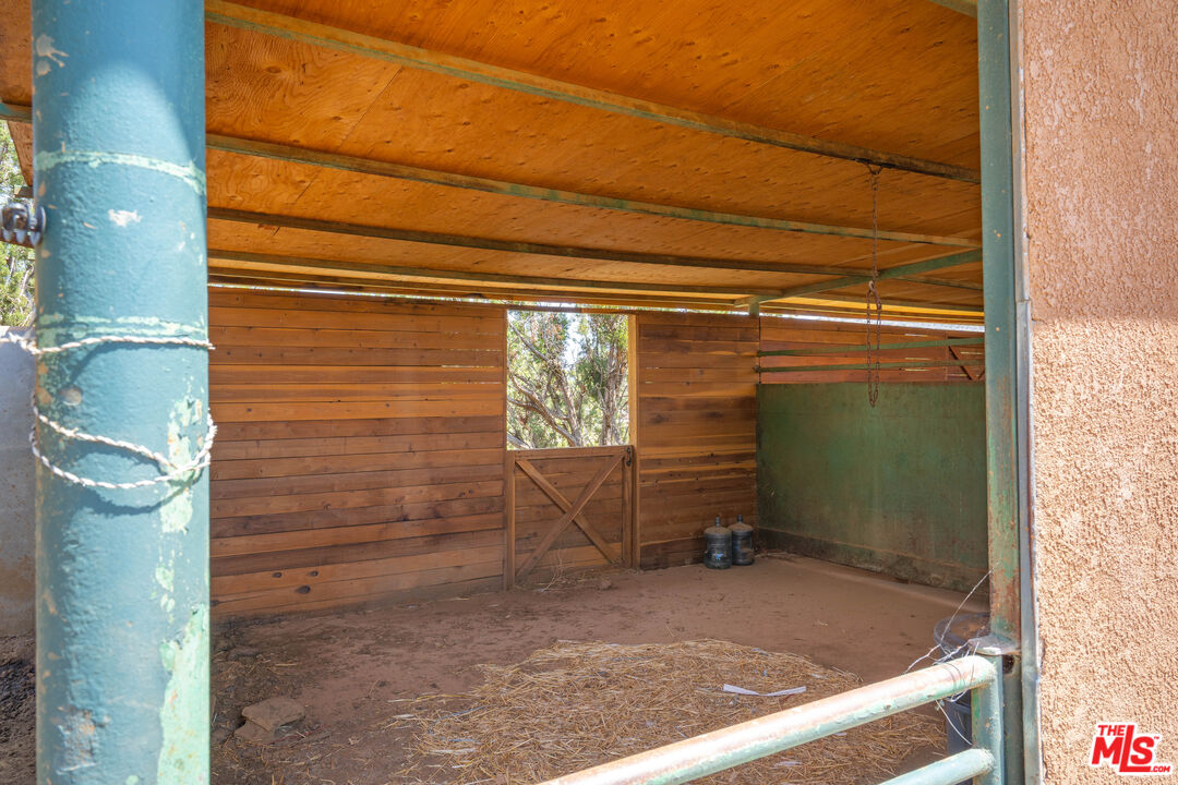 34545 Juniper Valley Road Acton, CA 93510 - Photo 27 of 34 a bathroom with a shower