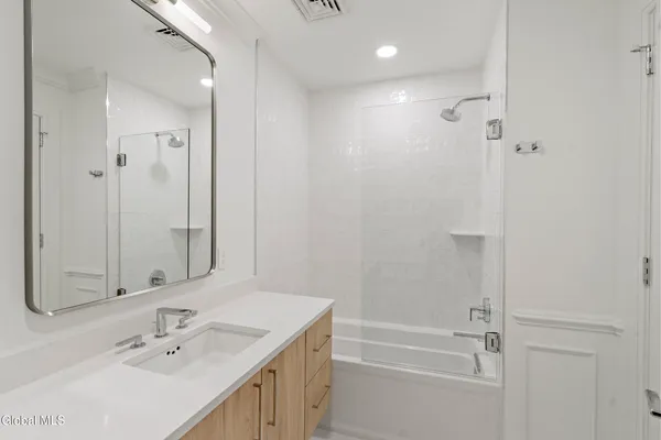 $1,599,000 | 19 Washington Street, Unit 558I, Saratoga Springs, NY 12866