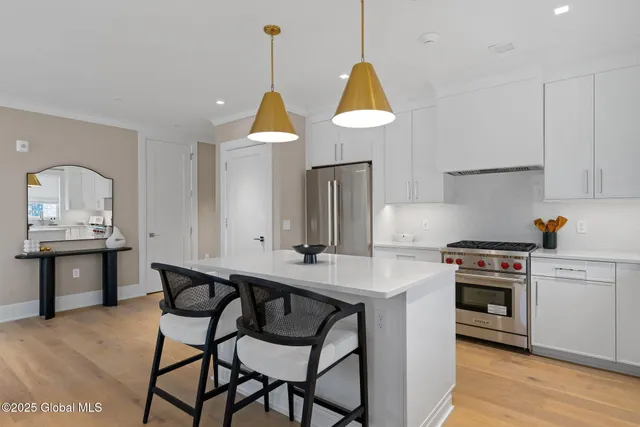 $1,599,000 | 19 Washington Street, Unit 558I, Saratoga Springs, NY 12866