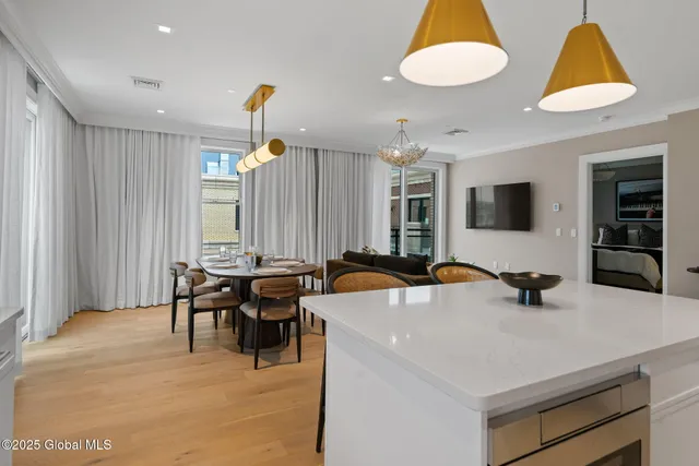 $1,599,000 | 19 Washington Street, Unit 558I, Saratoga Springs, NY 12866