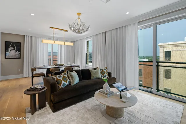 $1,599,000 | 19 Washington Street, Unit 558I, Saratoga Springs, NY 12866