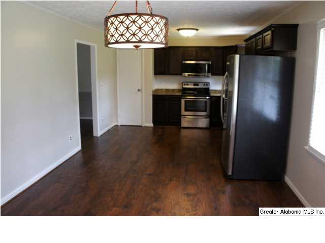 1305 Cape Road Anniston, AL 36207 - Photo 2 of 23