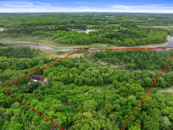 $1,595,000 | 794 Emerald Drive, Unit 794A, Erin, WI 53027