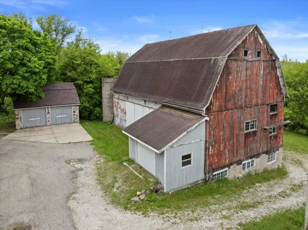 $1,595,000 | 794 Emerald Drive, Unit 794A, Erin, WI 53027
