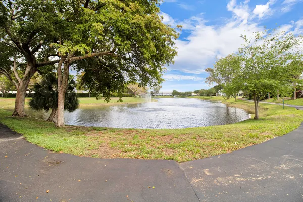 $466,500 | 5272 Buckhead Circle, Unit 1010, Boca Raton, FL 33431