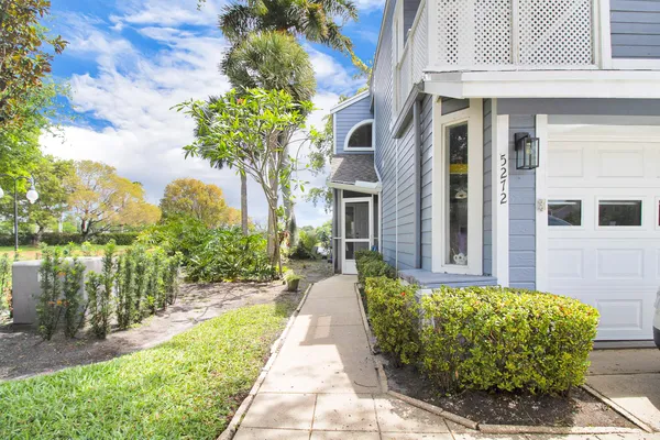 $466,500 | 5272 Buckhead Circle, Unit 1010, Boca Raton, FL 33431