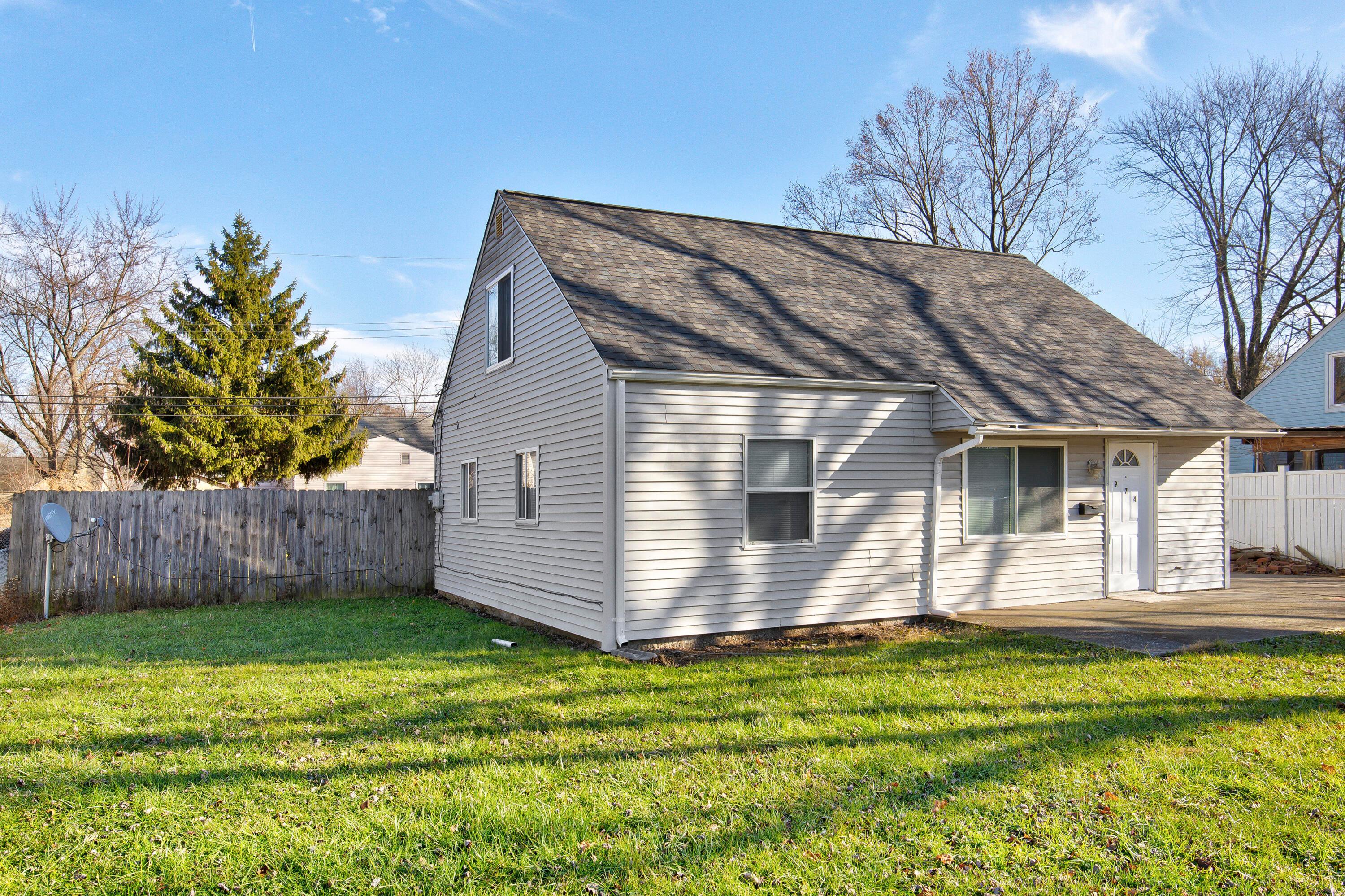 974 Colgate Road Whitehall, OH 43213 - Photo 2 of 30 Main 2